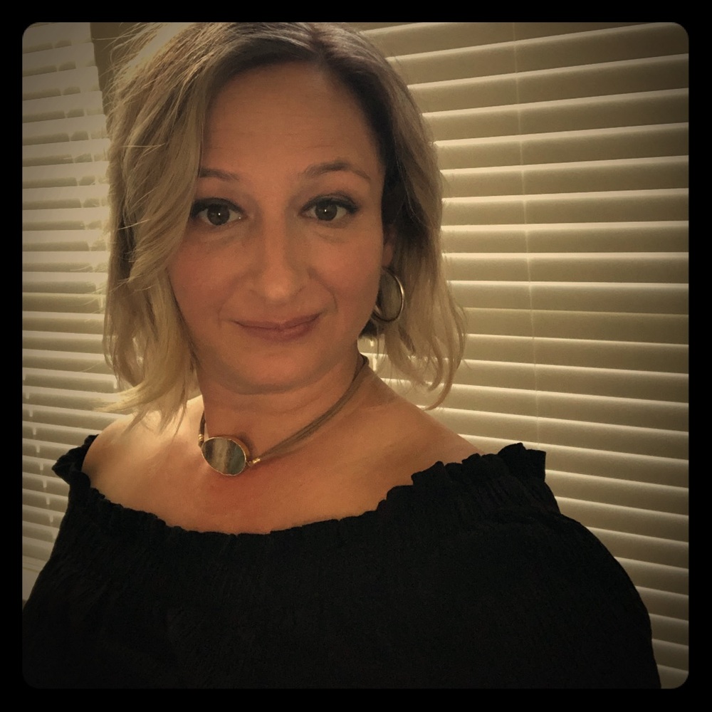 Meet your Posher, Christine